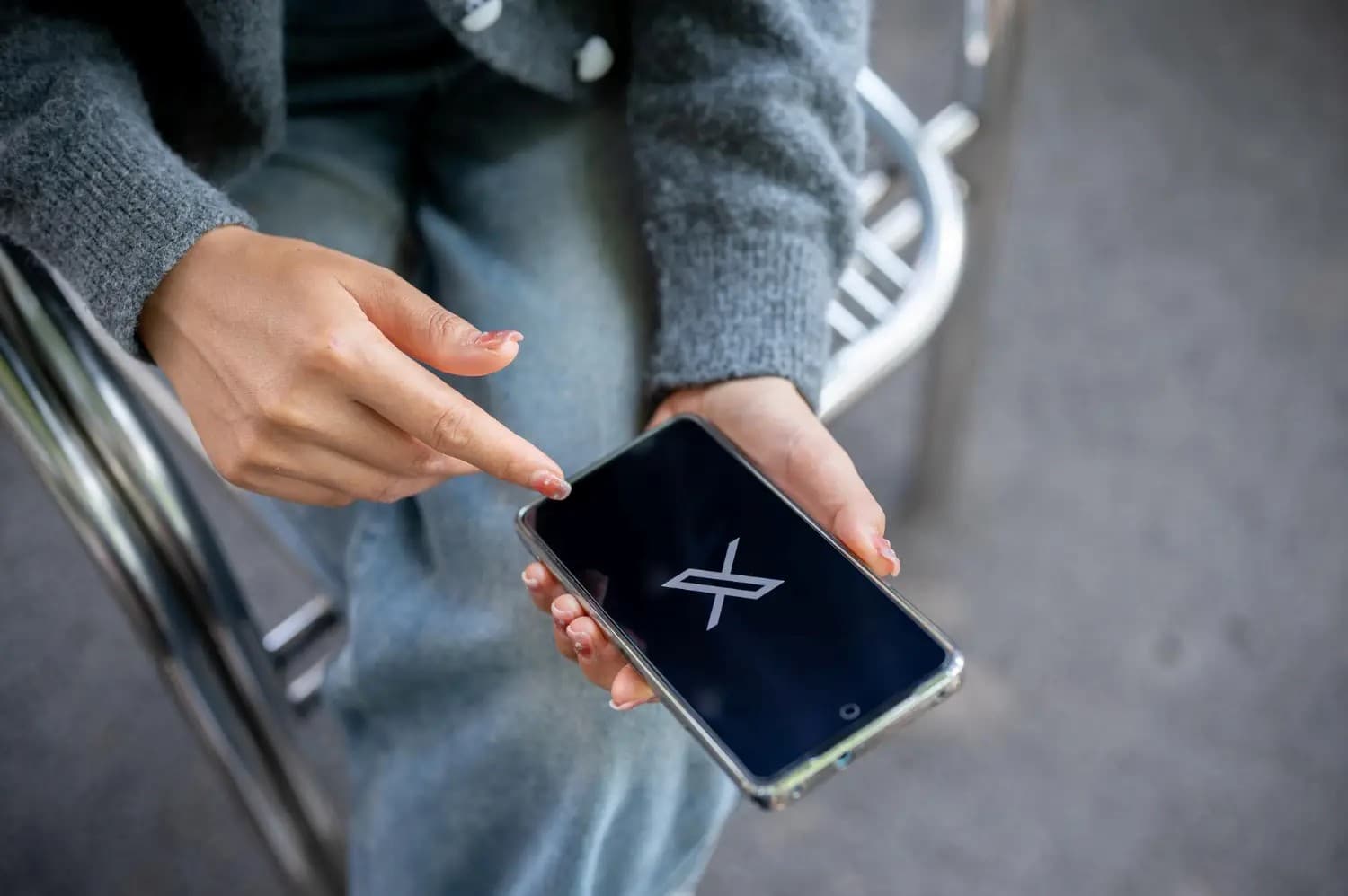 What is data scraping on Twitter: Benefits and limitations